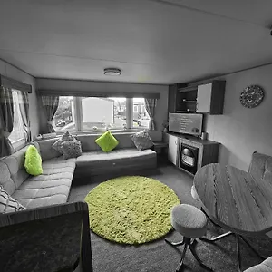 Lovely 3 Bed Caravan Near To 5 Star Reviews Cleethorpes
